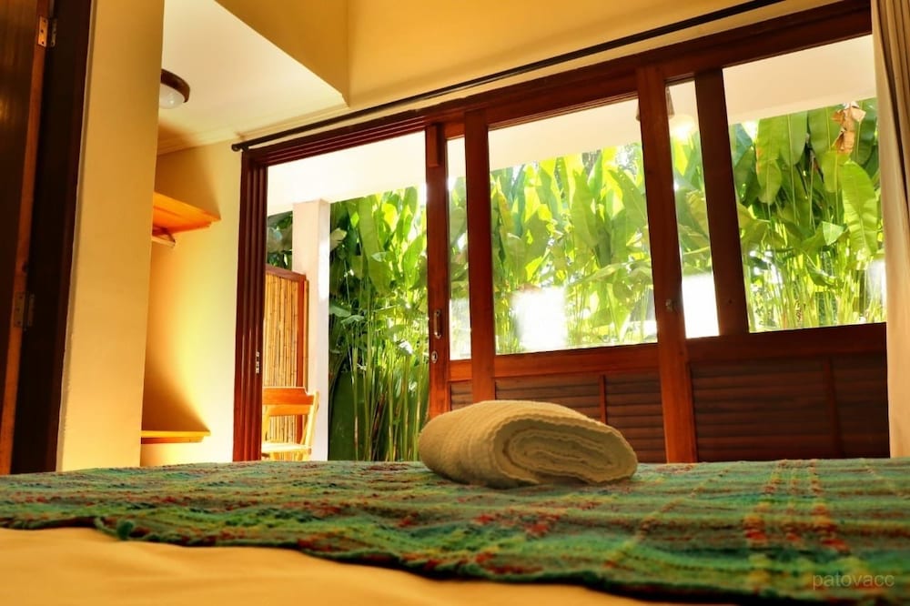 Moksha Surf Yoga Villas view 2