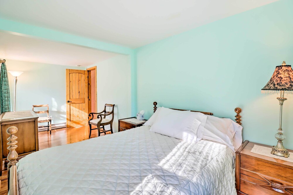 Cozy Tannersville Gem - Ski, Hike, Explore! view 4