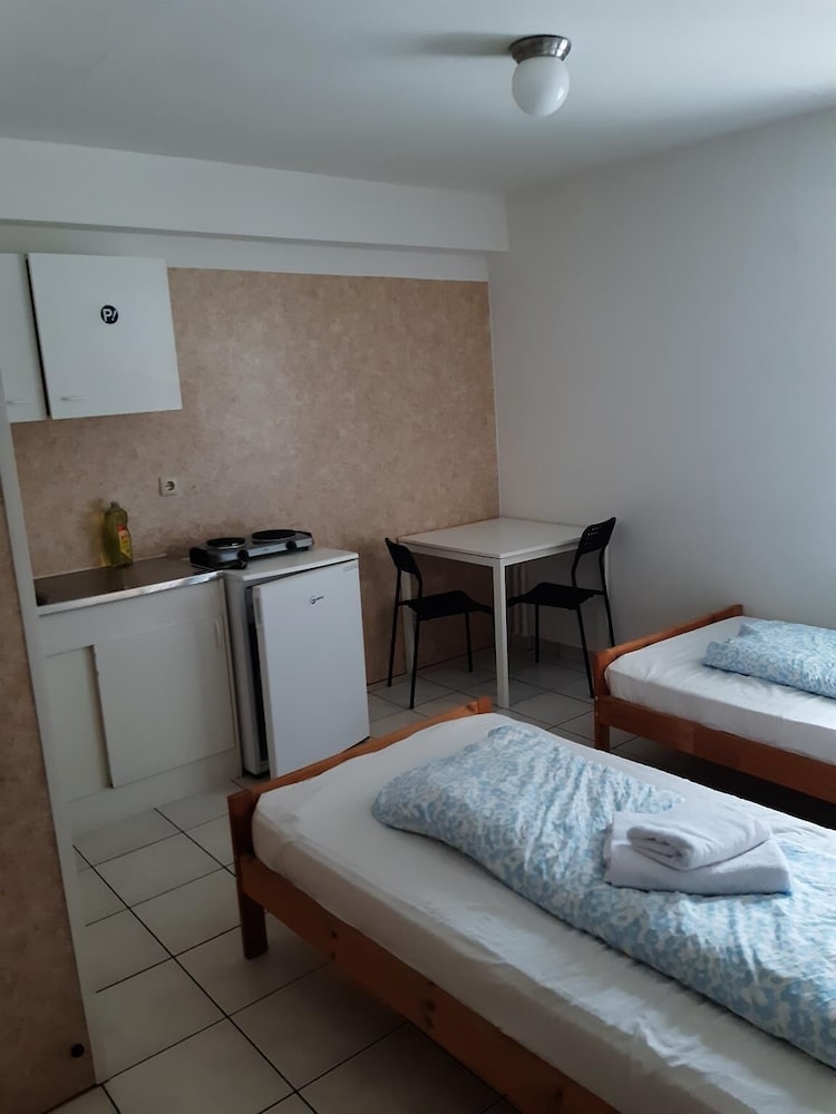 2-Rent Group Hostel Apartments EVE74