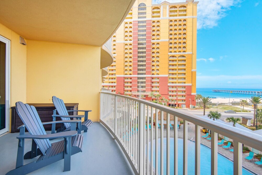 Calypso 3-406 - Paradise by the Pier