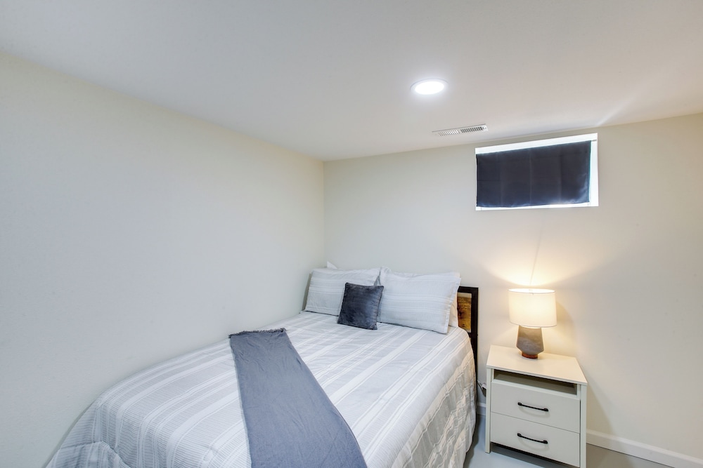 3,000-sq-ft Home < 7 Mi to Barren River Lake