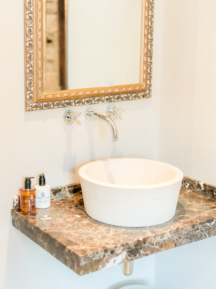 Alnwick Vacations - Newton Hall Courtyard Rooms - Property Image 42