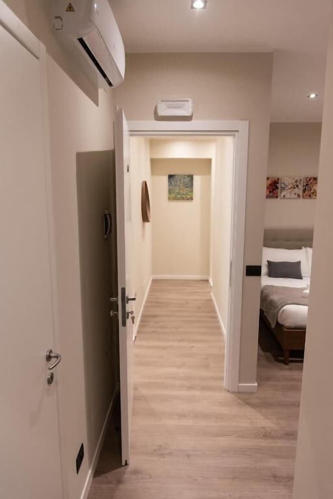 XXIV Domus Luxury Suites
