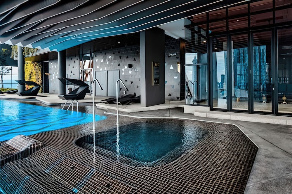 Scarletz Suites KLCC by Emily in Town