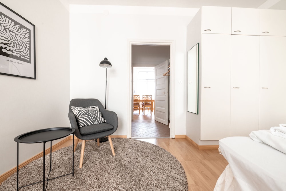 2ndhomes Bright and Cozy Studio view 4