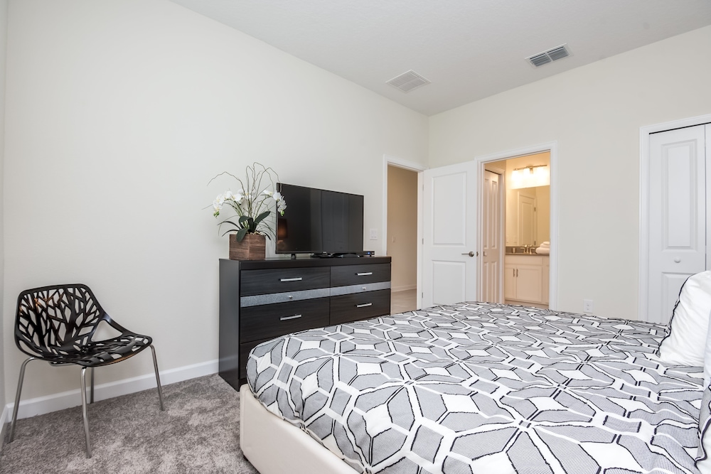 641pbeach Amazing Champions Gate 8 Bedroom 5 Bed view 4