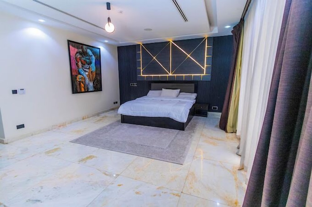 Pegis Homes