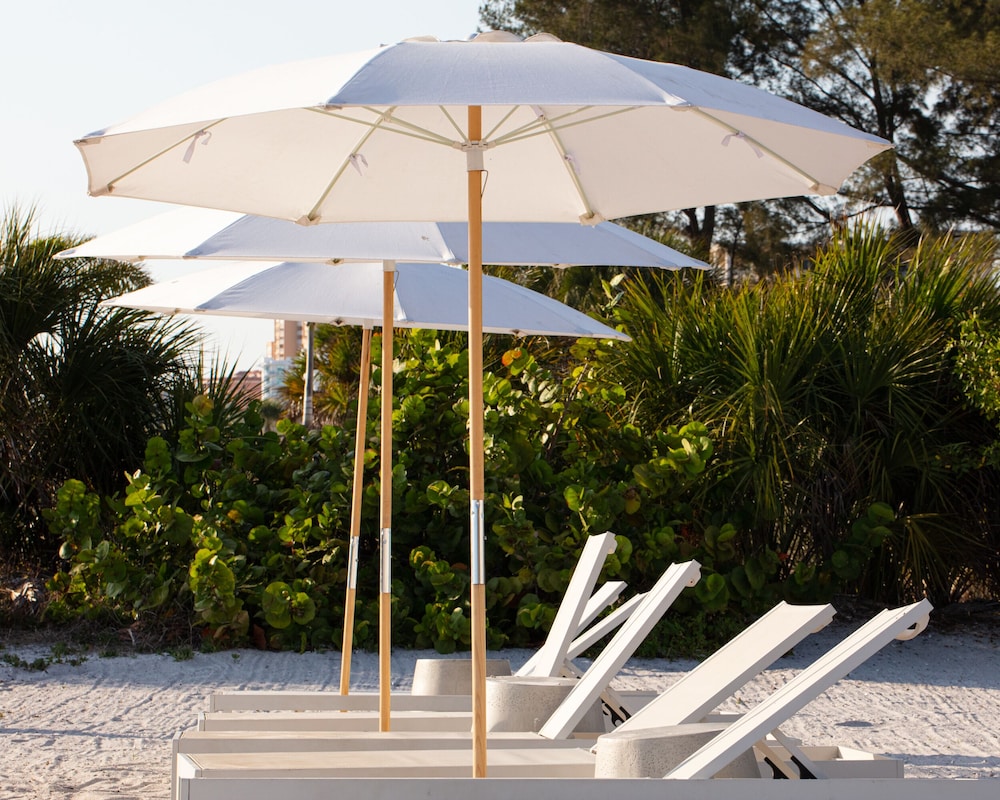 The Molloy - A Boutique Beach Resort
