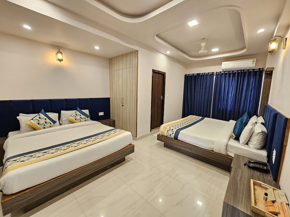 The Sky Comfort Hotel Brahm Sambandh