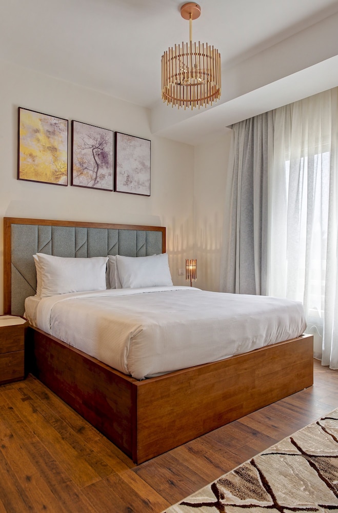 Vesta - Luxury Apt - 2BR - CFC Xxxv