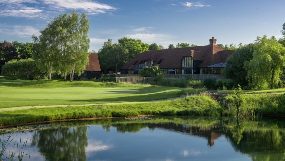 Winchester Vacations - South Winchester Lodges - Property Image 6