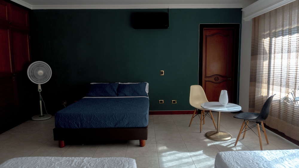 La Clave House