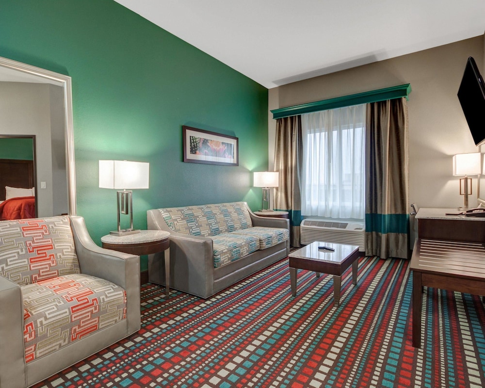 Hobbs Vacations - MainStay Suites - Property Image 15