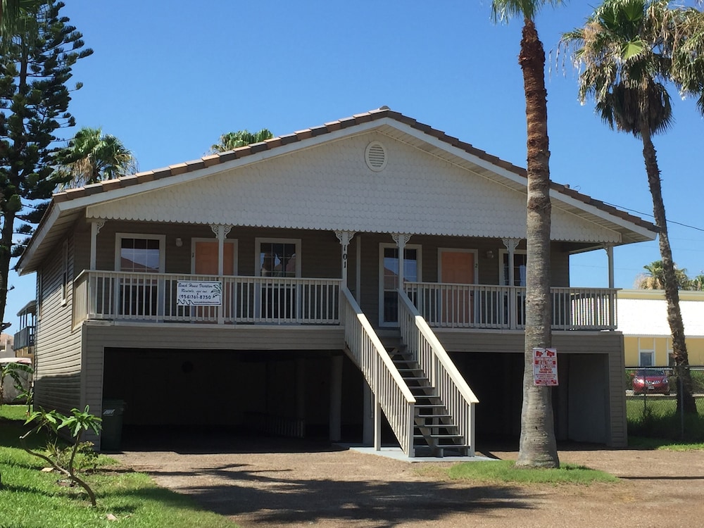 Capricorn Beach House Vacation Rental