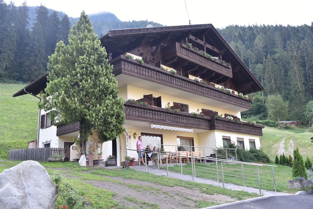 Photo 29