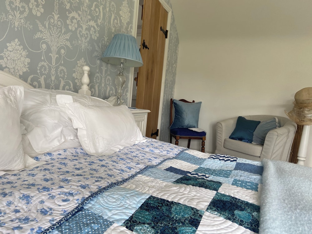 Abbey Green Farm B&b, Camping & Touring Park