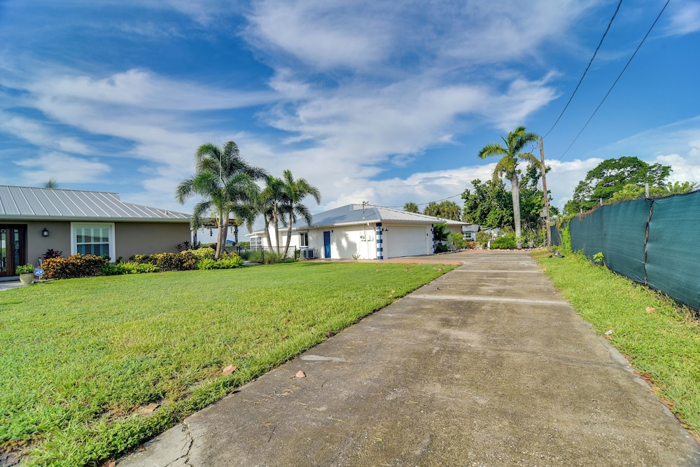 Riverfront Ruskin Home w/ Boat Dock, 1 Mi to Beach
