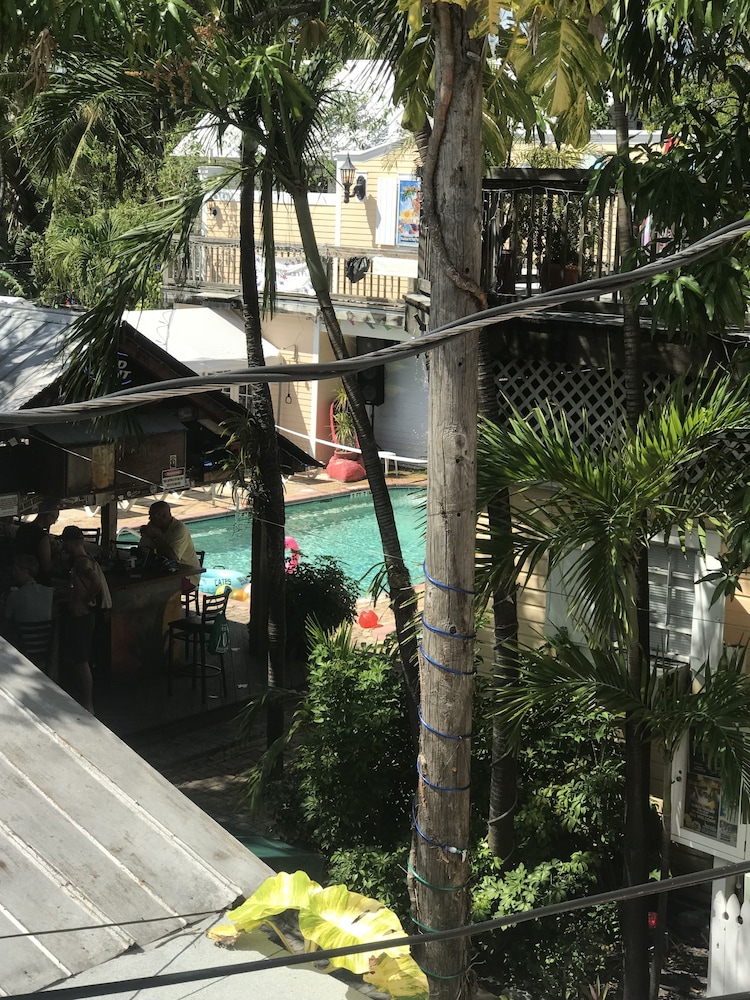 New Orleans House - Gay Men Adult Resort
