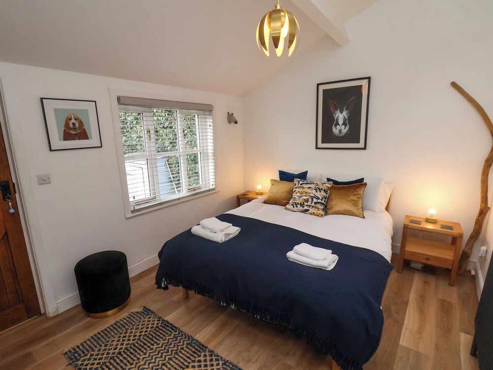 Sunshine Cottage
