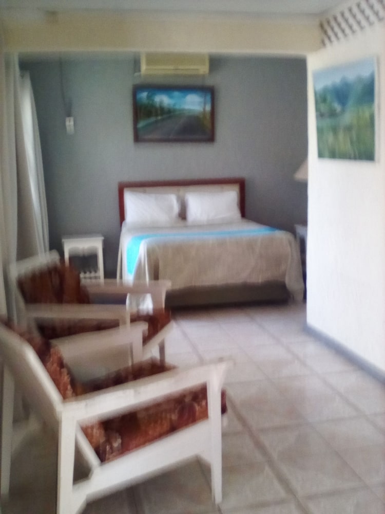 CariBlue Beach Hotel
