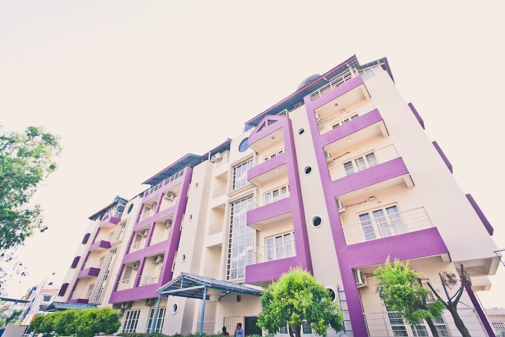 Royal Suites Hotel Apartment