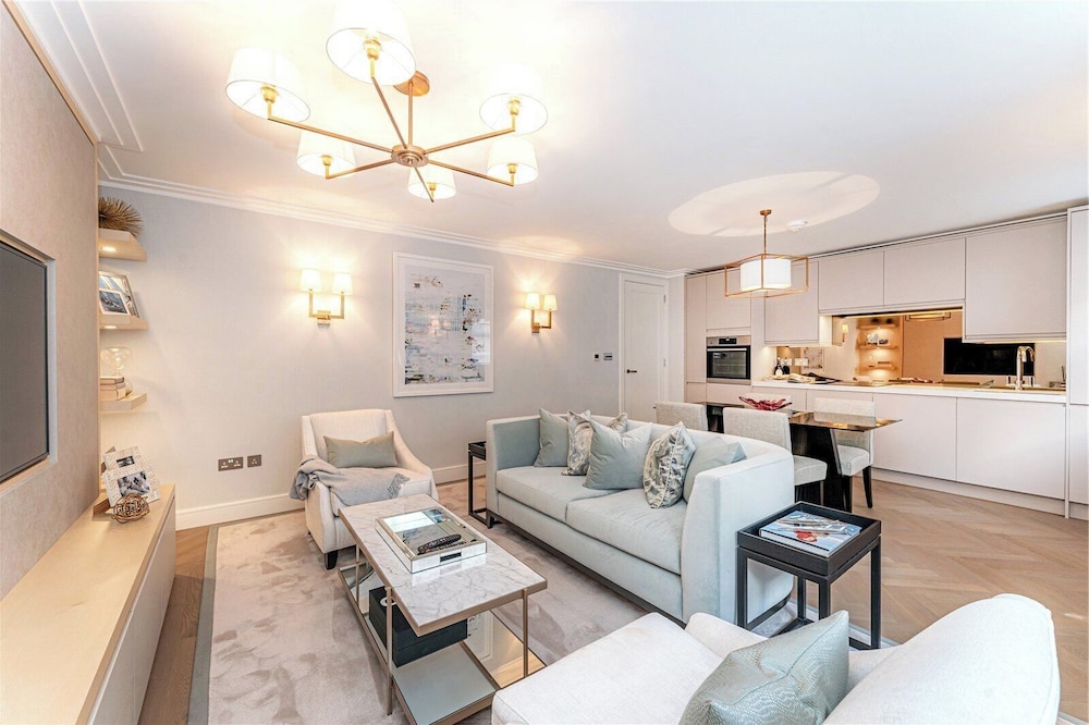 2bed-2bath-aircon-wifi-smarttv-ws98