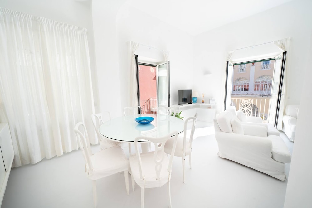 Cocor Capri by Elite Villas