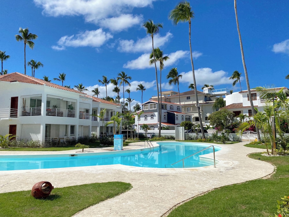 TROPICAL VILLAS playa LOS CORALES