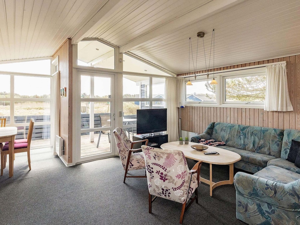 Cozy Holiday Home in Vejers Strand near Beach view 4