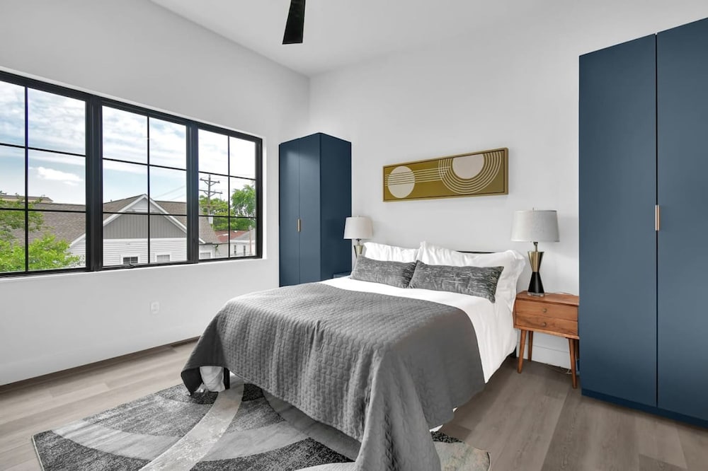 Stylish Getaway -columbus-3 Bedroom Masterpiece