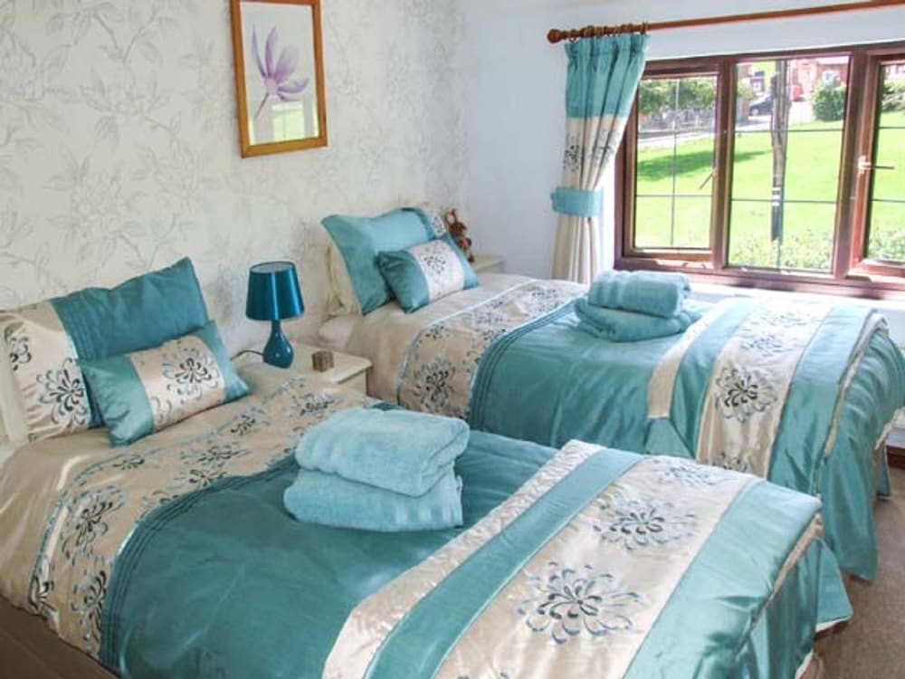 Herefordshire Holiday Cottages view 3