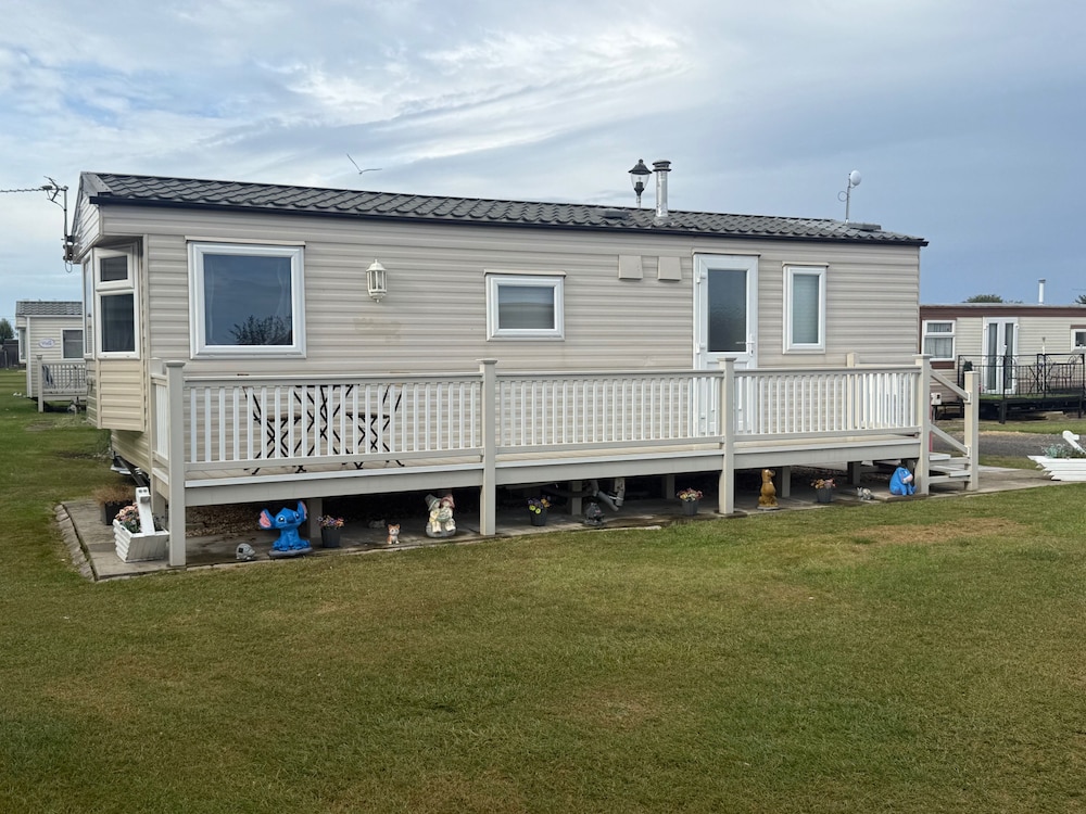 Seaside Getaways Chapel Saint Leonards - Sleeps 6