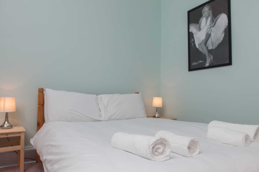 Stylish 3 Bedroom Apartment