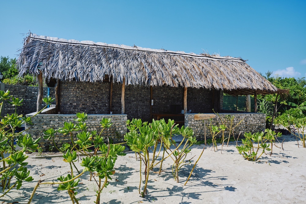 Araaik Beach Village
