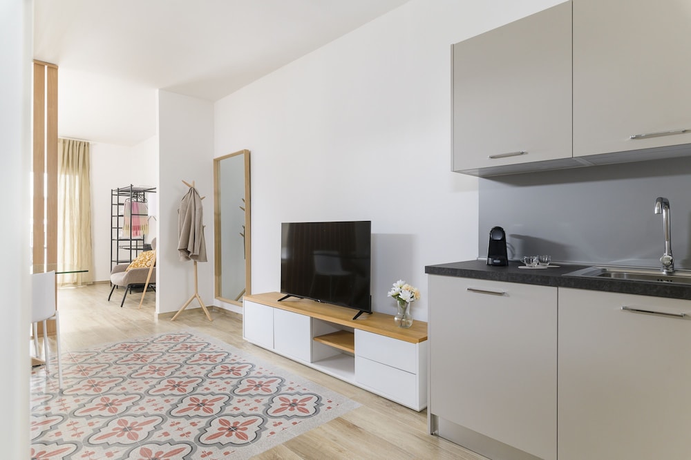 Palazzo Murat - One-bedroom Apartment With Balcony by Wonderful Italy