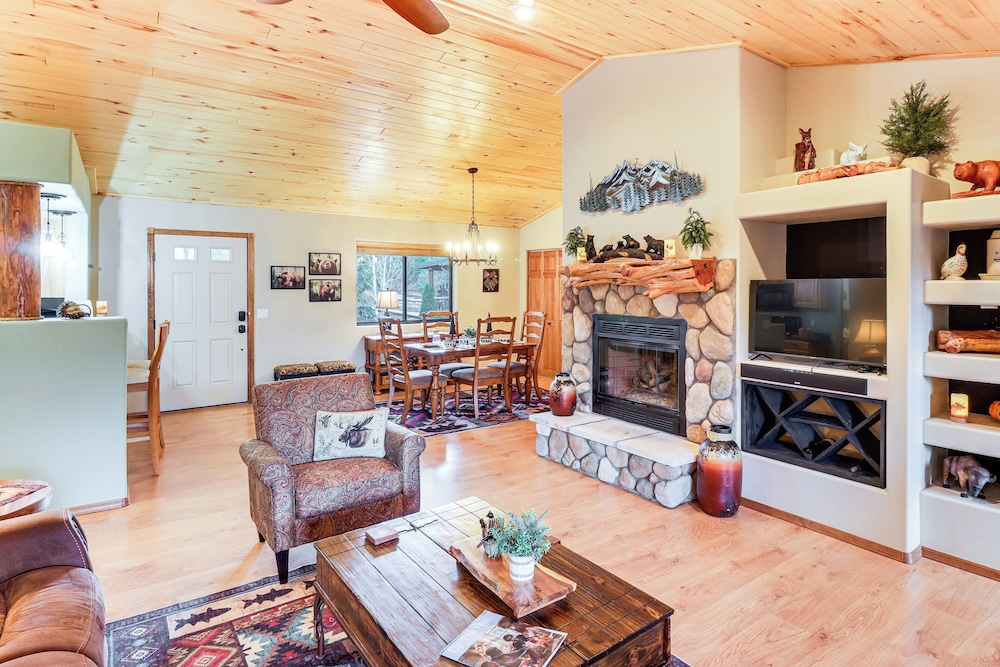 4 Mi to Fool Hollow Lake, Quiet & Cozy Cabin
