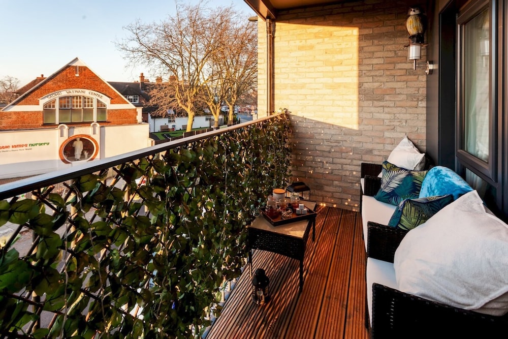 balcony