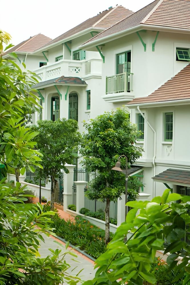 Hayha Villa - Tropical Garden Khem Beach