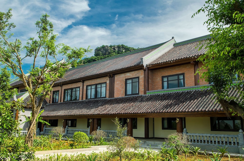 Bai Dinh Hotel