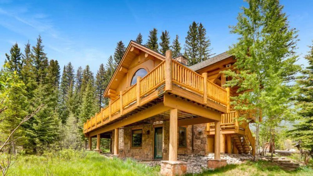 Breck_clifton_lodge