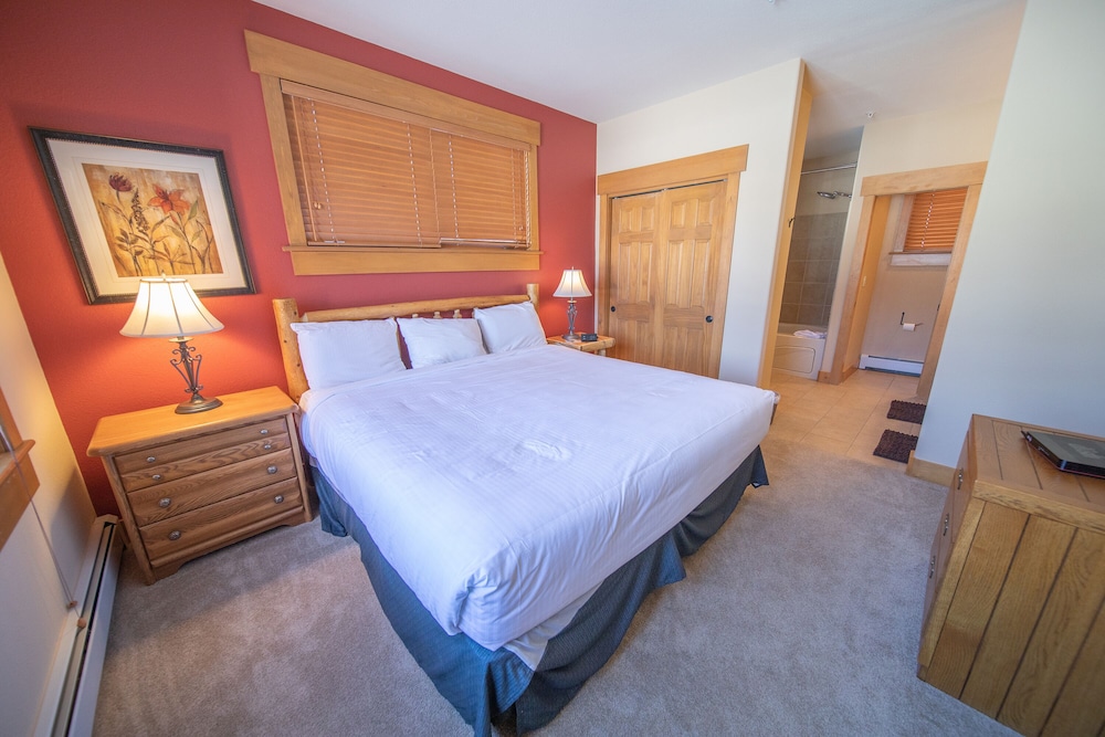 Elk Run Villas 9574