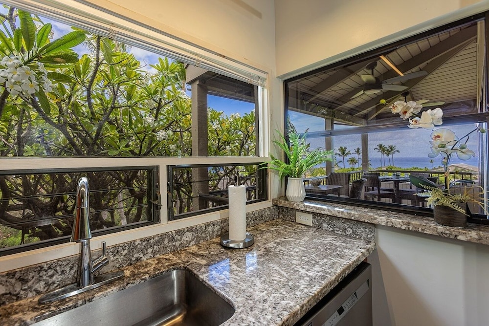 Wailea Ekolu 1608 1 Bedroom Condo