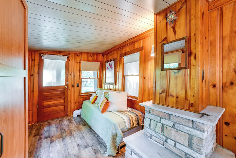 Susquehanna River Cabin: Hike, Hunt & Fish!