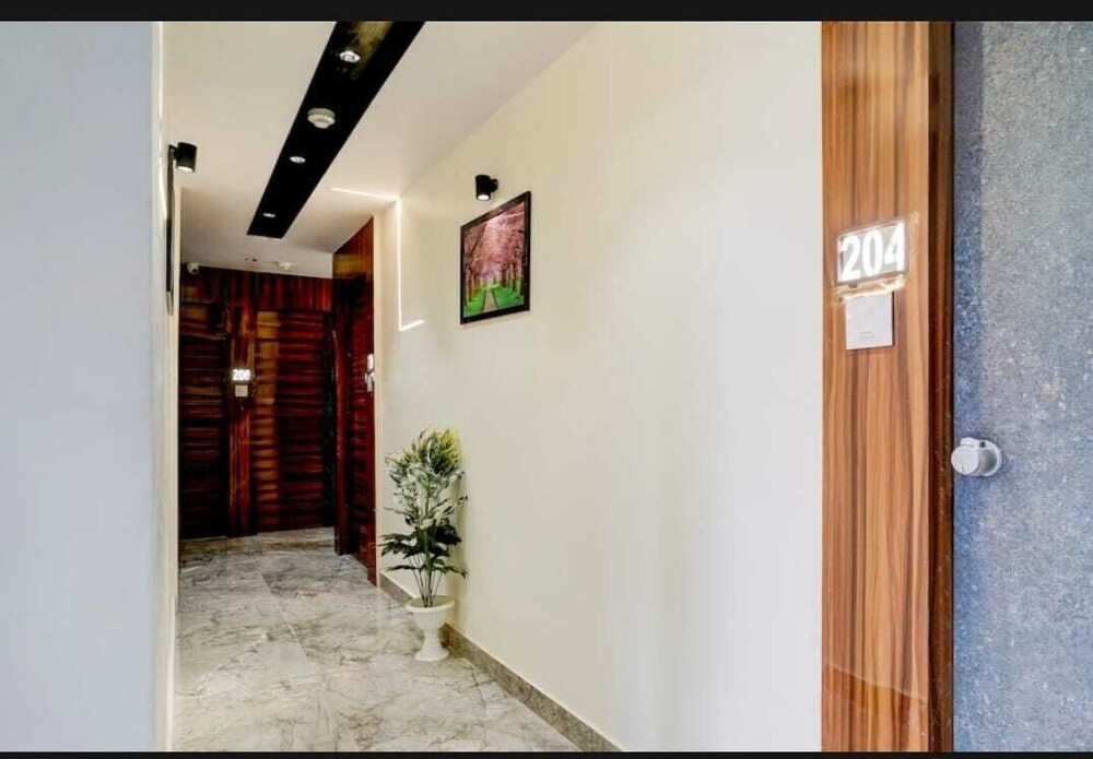 HOTEL SHUBHAM INN THALTEJ