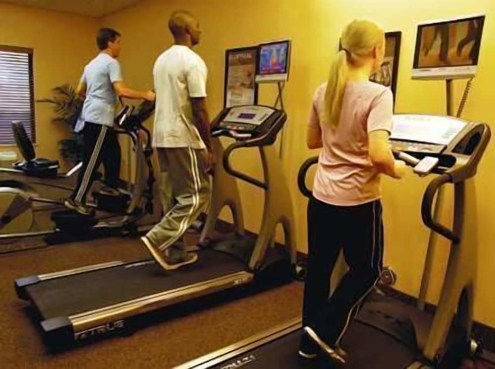 Elk City Vacations - Hampton Inn  Suites Elk City - Property Image 10