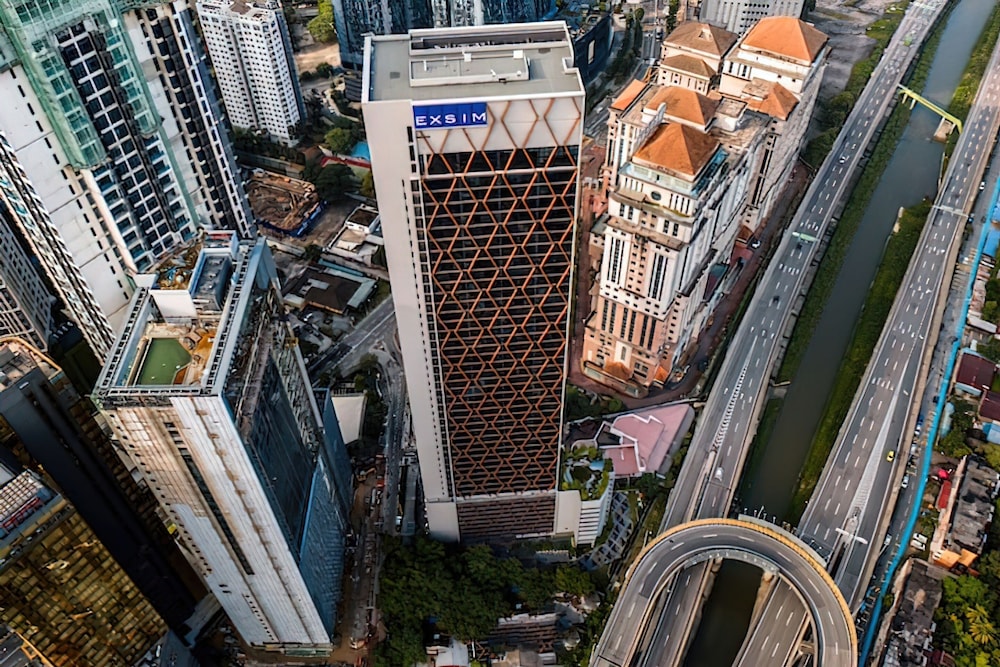 Scarletz Suites KLCC by Emily in Town