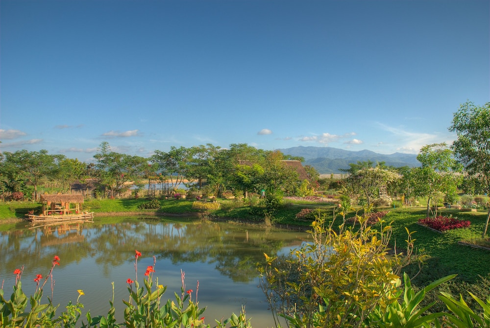 Maekok River Village Resort