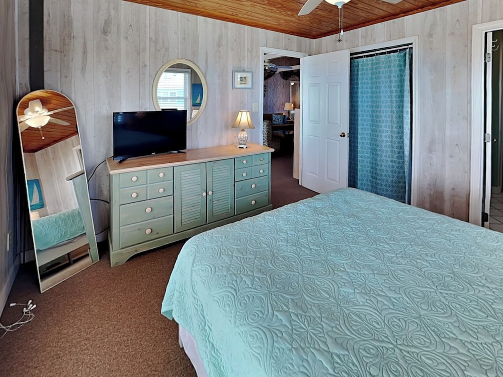 Blue Shamu by Topsail Realty