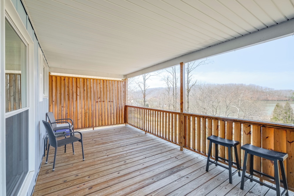 Lake Views & Private Dock: Radford Retreat!