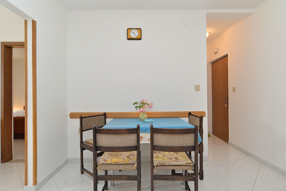 Apartment Josip 828